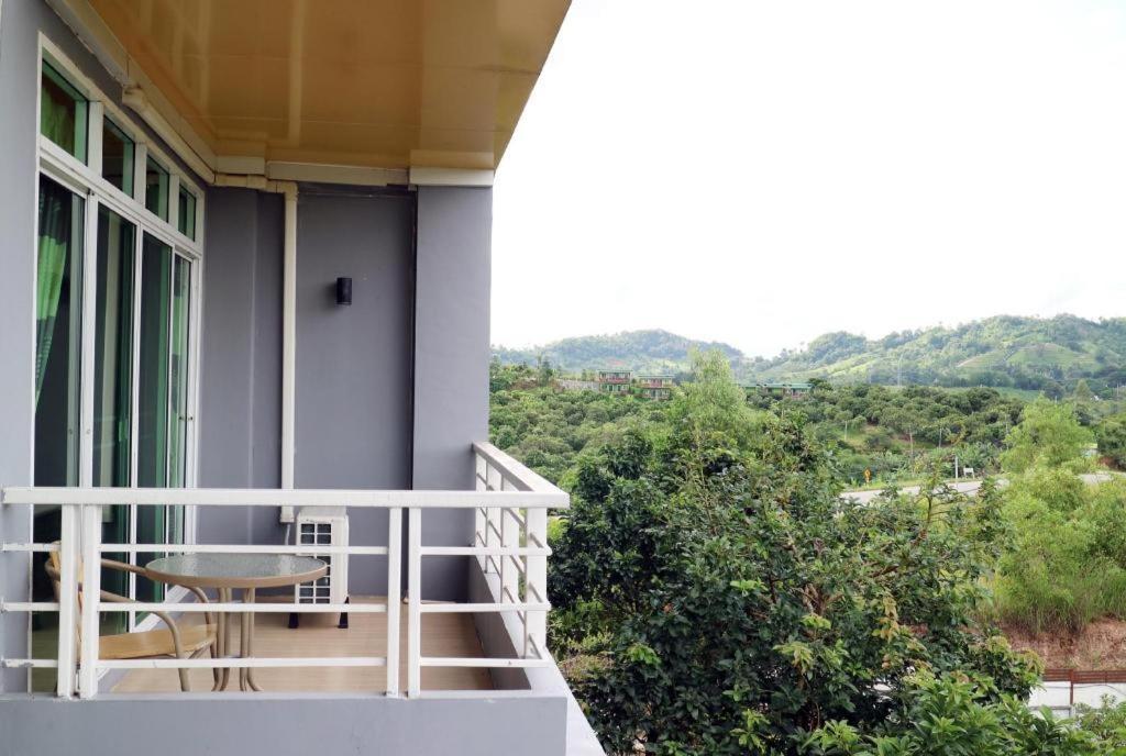 บรีซ ฮิลล์ เขาค้อ Hotel ภายนอก รูปภาพ